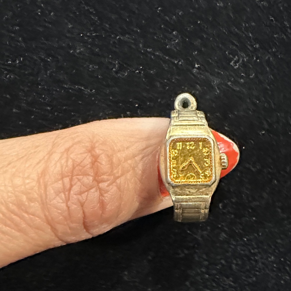 Unique Vintage Gold and Silver Smartwatch